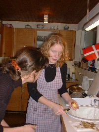 Reda, Anne-Sofie and Grethe in the Kitchen